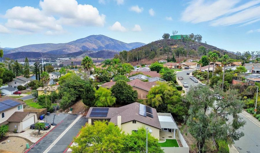 2304 Meadowridge Pl, Spring Valley, CA 91977 - 3 Beds, 2 Bath