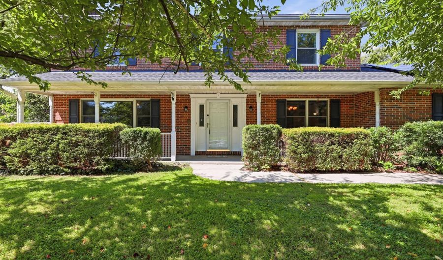 310 S FOUNTAIN GREEN Rd, Bel Air, MD 21015 - 4 Beds, 5 Bath
