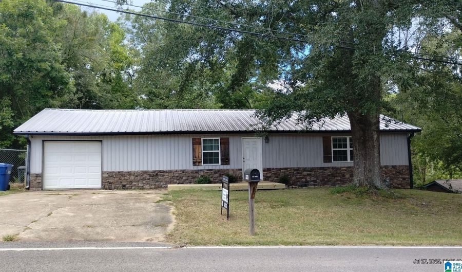 499 5TH St, Ashville, AL 35953 - 2 Beds, 1 Bath