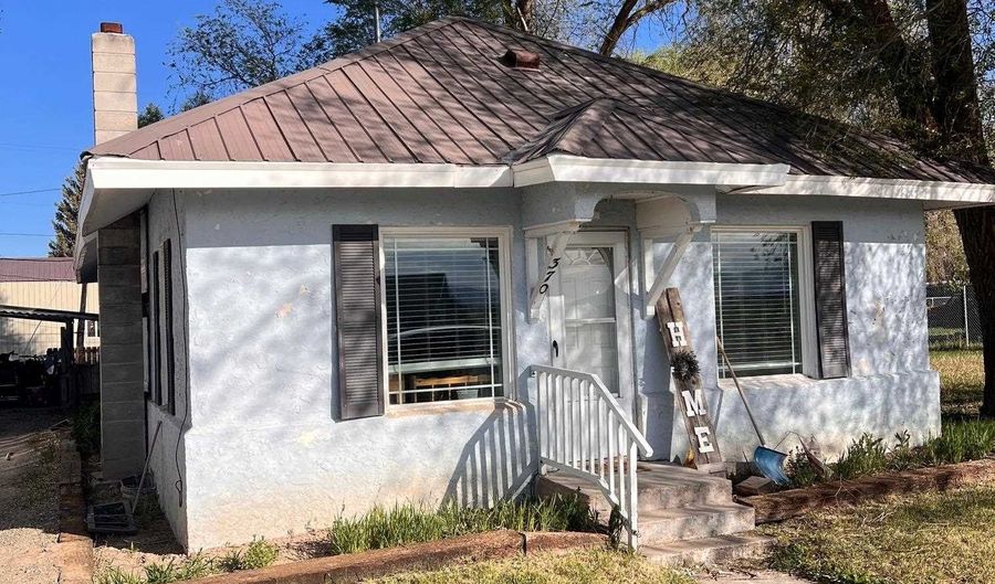 370 S 2nd E, Bancroft, ID 83217 - 2 Beds, 1 Bath