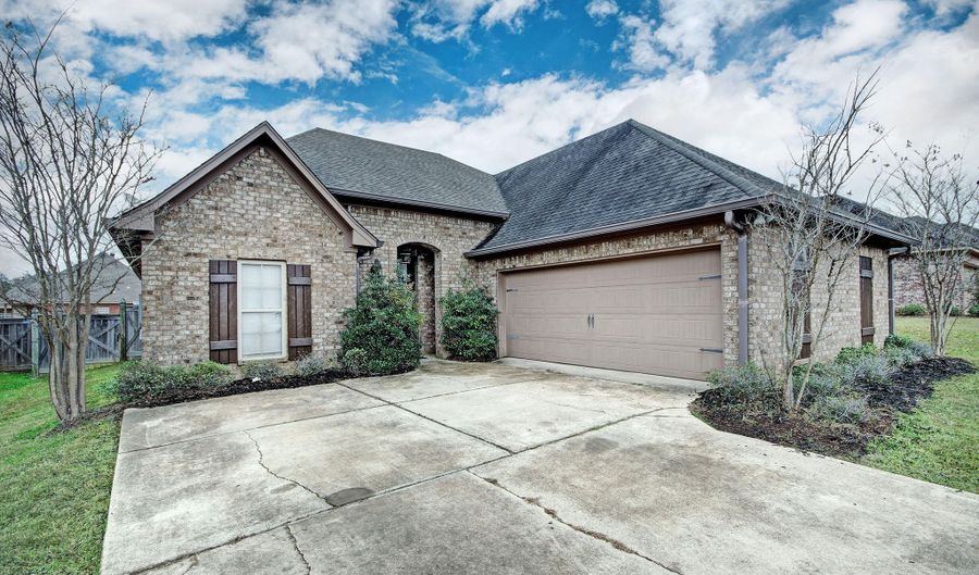 217 Stonebridge Blvd, Brandon, MS 39042 - 3 Beds, 2 Bath