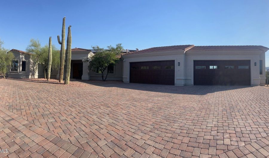 6058 E Skyline Dr, Cave Creek, AZ 85331 - 3 Beds, 4 Bath