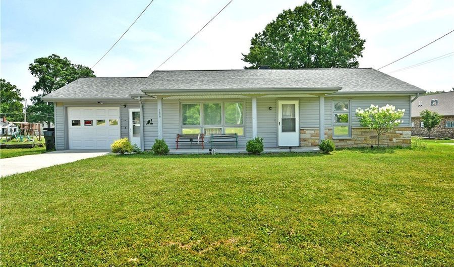 159 N Canfield Niles Rd, Austintown, OH 44515 - 2 Beds, 1 Bath