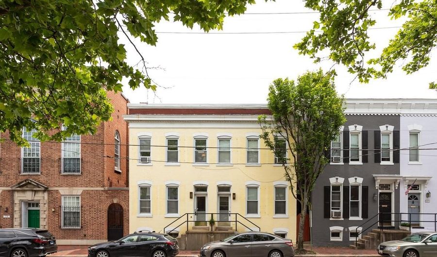 111 PATRICK St N #1, Alexandria, VA 22314 - 2 Beds, 1 Bath