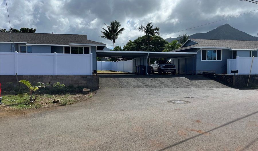 45-217 B Kailiwai Pl, Kaneohe, HI 96744 - 3 Beds, 2 Bath