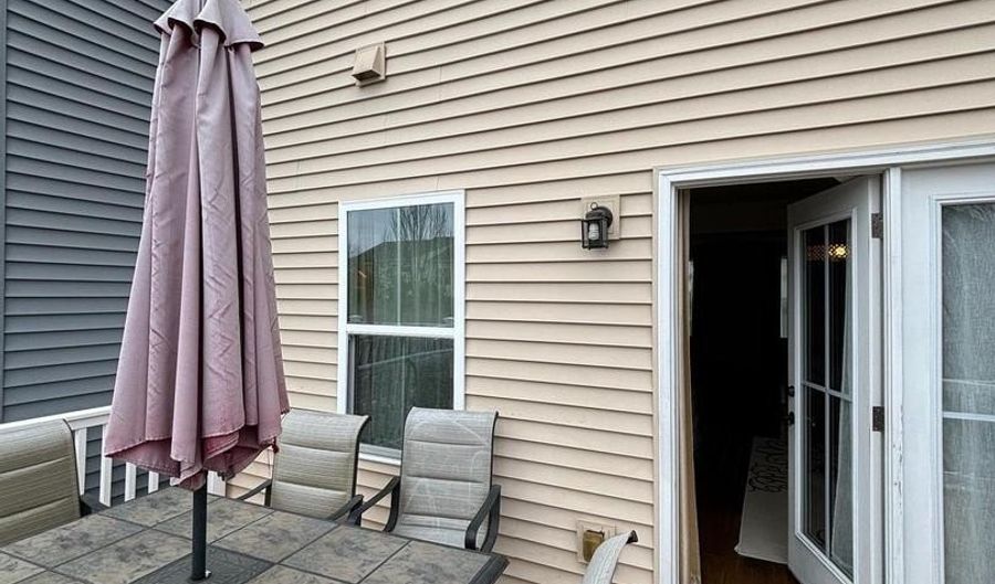 41717 MCMONAGLE Sq, Aldie, VA 20105 - 4 Beds, 4 Bath