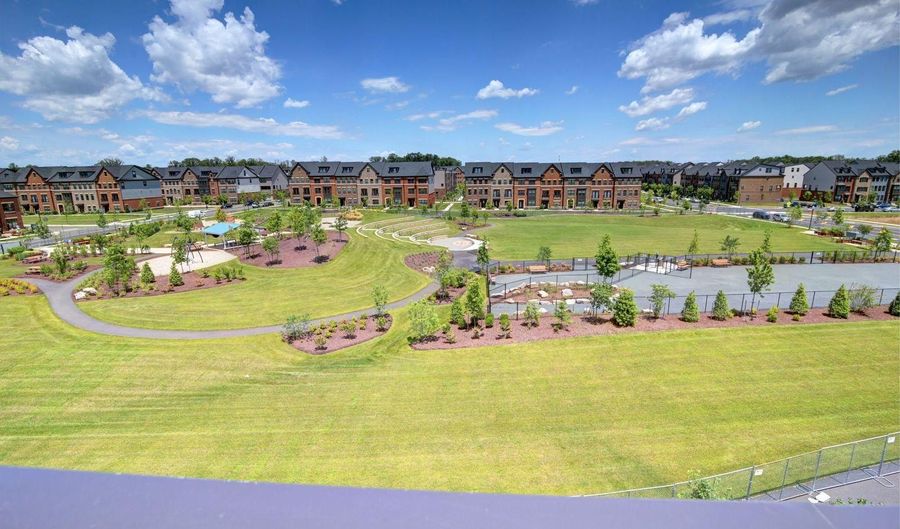 43432 APPLE ORCHARD Sq, Ashburn, VA 20148 - 4 Beds, 5 Bath