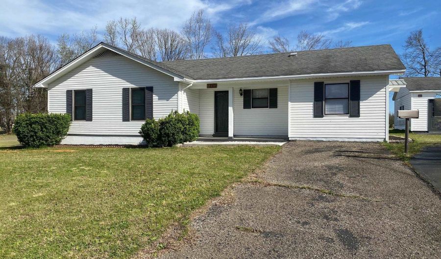 345 PAULINE Dr, Adamsville, TN 38310 - 3 Beds, 2 Bath