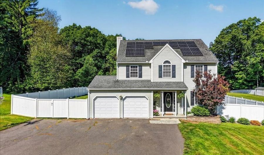 701 Camp St, Bristol, CT 06010 - 3 Beds, 4 Bath