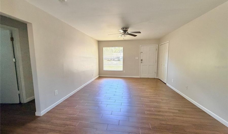 130 S BULOVA Dr, Apopka, FL 32703 - 2 Beds, 2 Bath