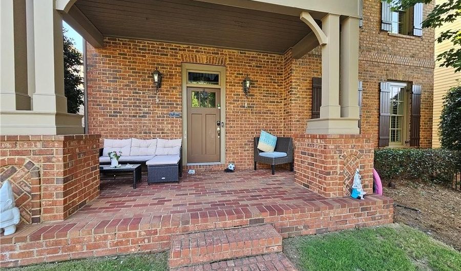 10924 Waters Rd, Alpharetta, GA 30022 - 4 Beds, 4 Bath