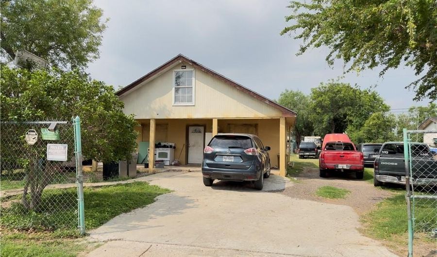 2506 San Marcos Dr, Alamo, TX 78516 - 3 Beds, 1 Bath