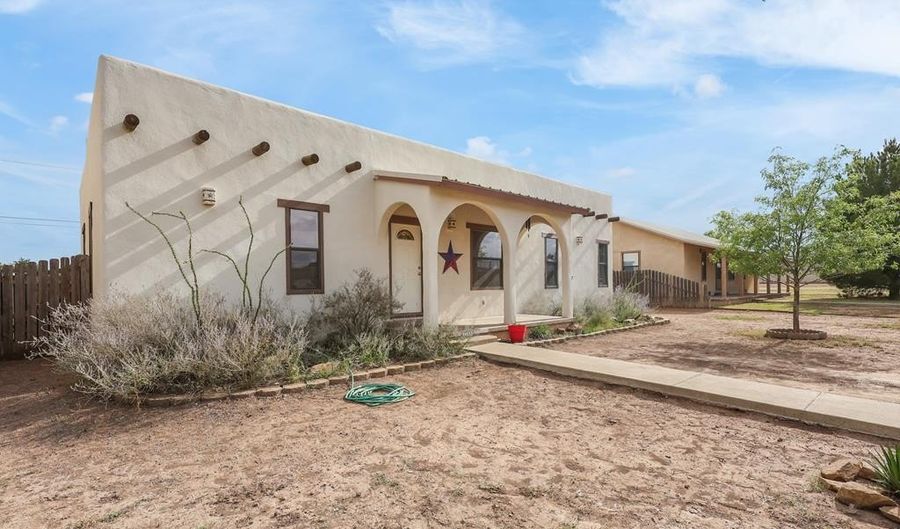 1104 W Eagle Pass, Alpine, TX 79830 - 3 Beds, 2 Bath