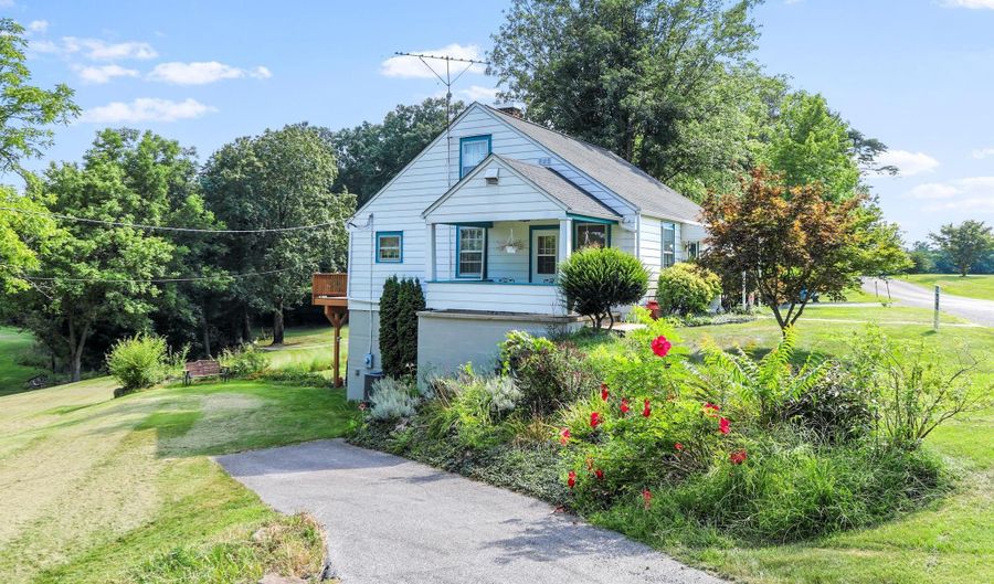 12037 ERNSTVILLE Rd, Big Pool, MD 21711 - 4 Beds, 1 Bath