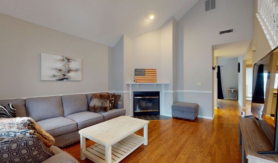 20 Raymond Pl 3-14B, Danbury, CT 06810 - 2 Beds, 2 Bath