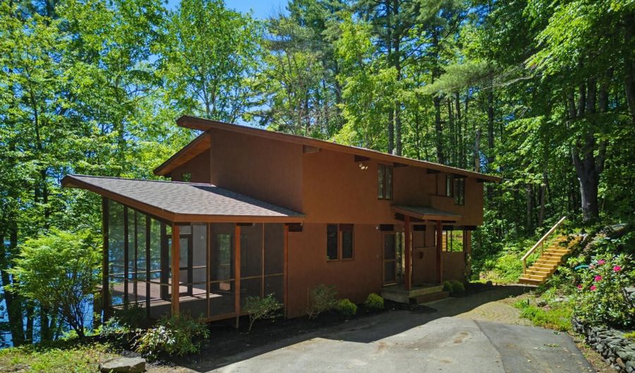 18 Treehouse Way, Barrington, NH 03825 - 4 Beds, 4 Bath