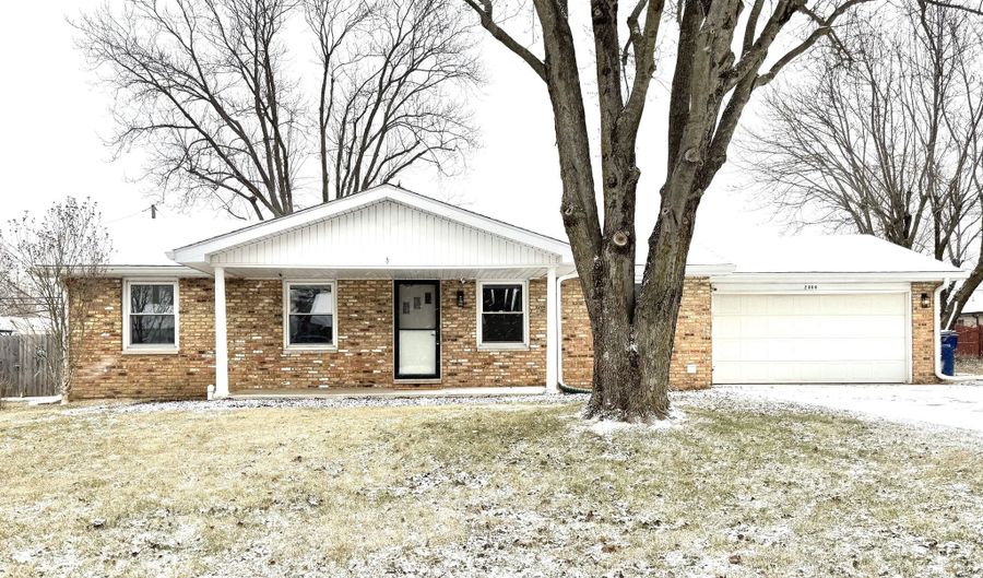 2006 E 44th St, Anderson, IN 46013 - 3 Beds, 2 Bath