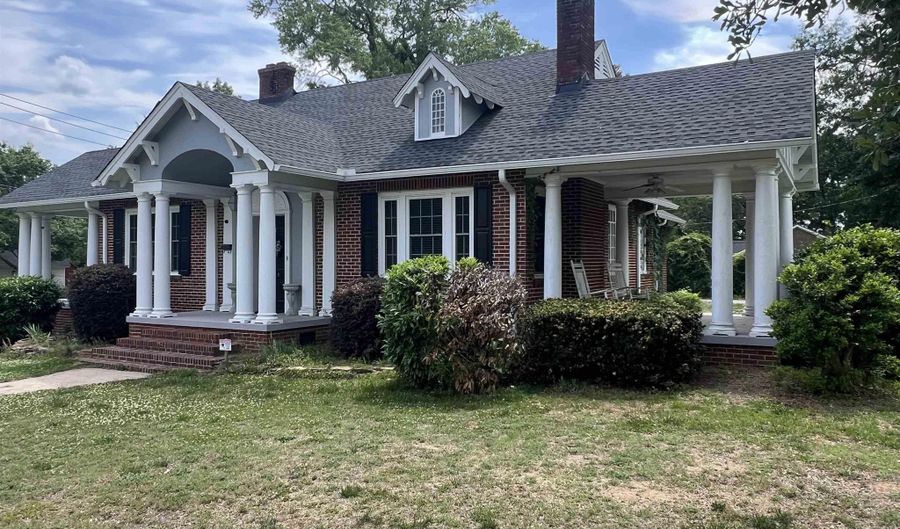 409 Brown Ave, Belton, SC 29627 - 4 Beds, 2 Bath