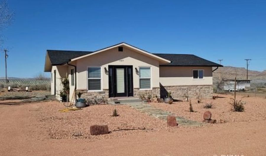 1107 E Old Glory Way, Big Water, UT 84741 - 3 Beds, 2 Bath