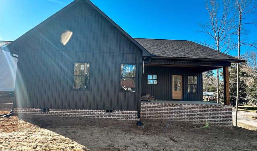 872 1st Way NE, Arab, AL 35016 - 3 Beds, 2 Bath