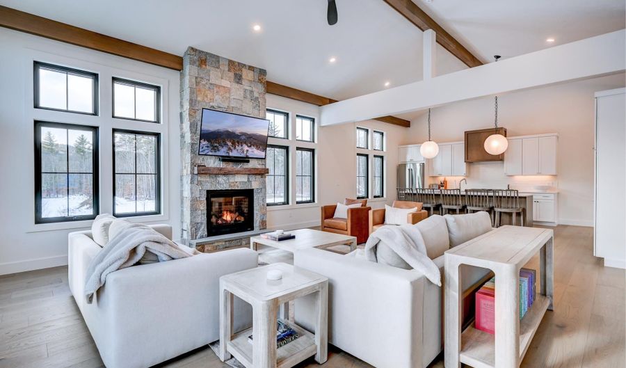 21 Hidden Glade Dr, Bartlett, NH 03845 - 4 Beds, 4 Bath