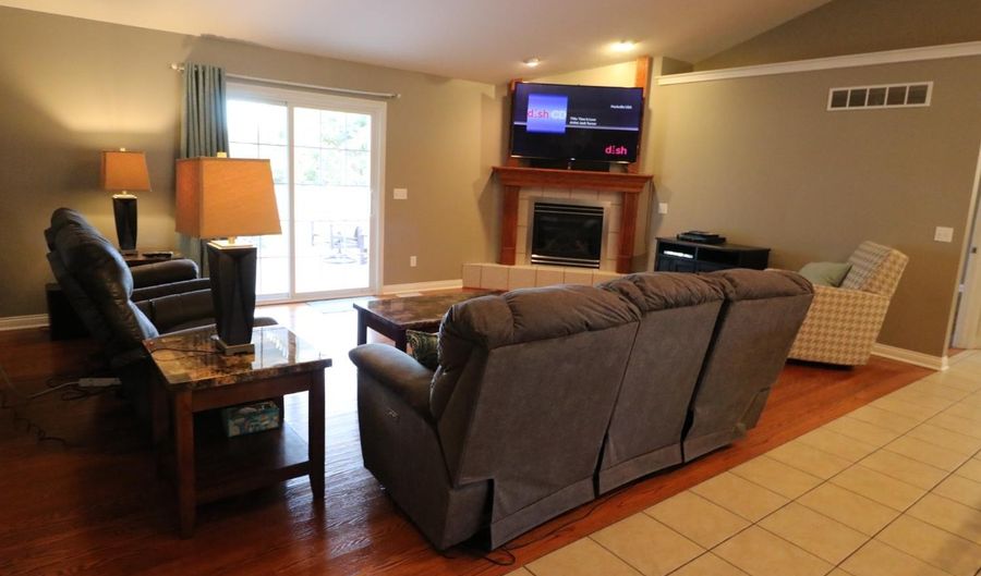 381 Woodside Ct, Batesville, IN 47006 - 4 Beds, 3 Bath