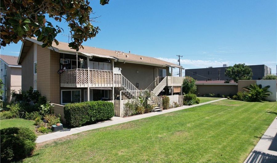 2360 W Greenacre Ave, Anaheim, CA 92801 - 8 Beds, 8 Bath
