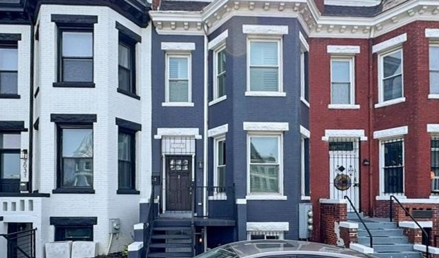 2029 N CAPITOL St NE, Washington, DC 20002 - 3 Beds, 3 Bath