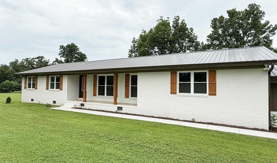 10674 US Highway 278 W, Attalla, AL 35952 - 4 Beds, 3 Bath