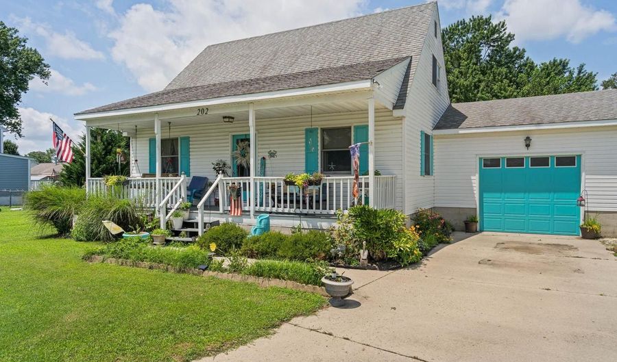 202 CHAPEL OF EASE St, Dagsboro, DE 19939 - 4 Beds, 2 Bath