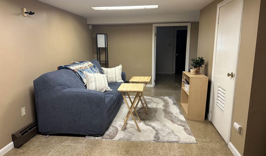 205 S Vermont Ave Ave, Atlantic City, NJ 08401 - 2 Beds, 1 Bath