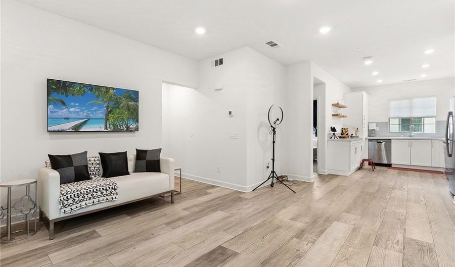 4374 Nautilus, Oceanside, CA 92056 - 2 Beds, 2 Bath