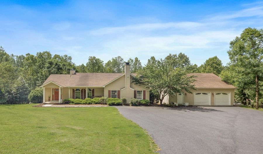 3930 GILBERT STATION Rd, Barboursville, VA 22923 - 3 Beds, 3 Bath