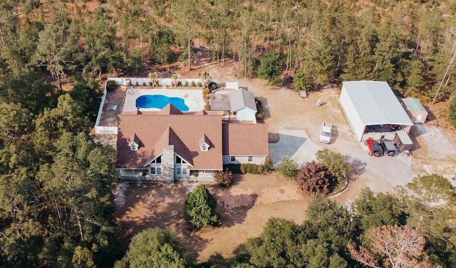 169 GEORGE CRAVEN Rd, Baxley, GA 31513 - 4 Beds, 4 Bath