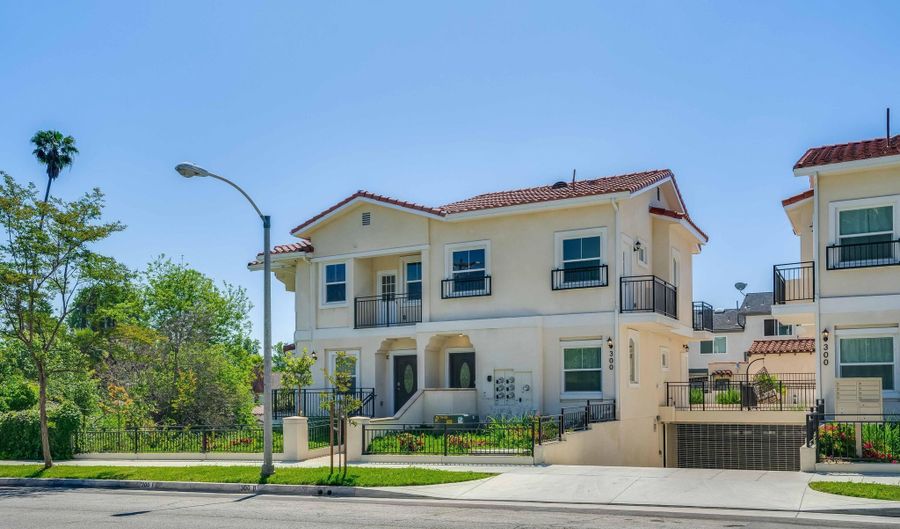 300 E Alhambra Rd E, Alhambra, CA 91801 - 2 Beds, 3 Bath