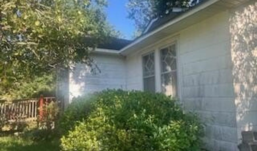 3470 Habersham Ave, Macon, GA 31204 - 2 Beds, 1 Bath