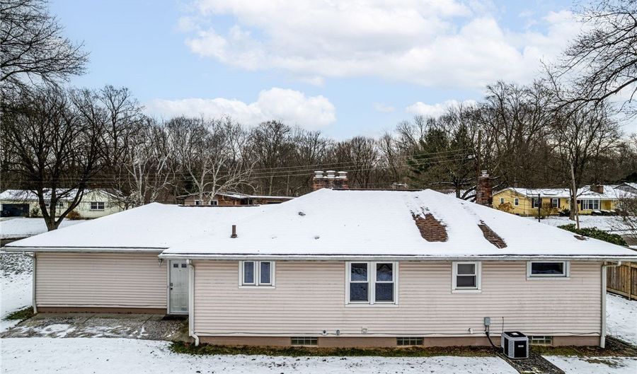 364 Mowbray Rd, Akron, OH 44333 - 3 Beds, 2 Bath