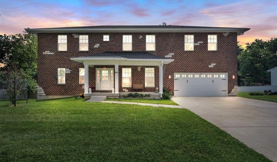 306 Essen Ln, Ballwin, MO 63021 - 4 Beds, 4 Bath