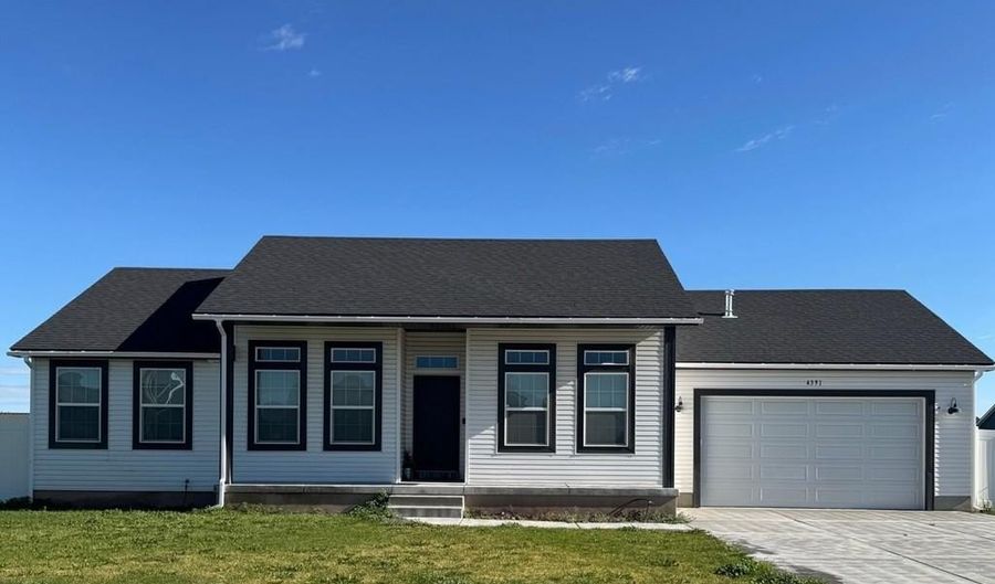 4391 E Arcadia Rd, Idaho Falls, ID 83401 - 3 Beds, 2 Bath