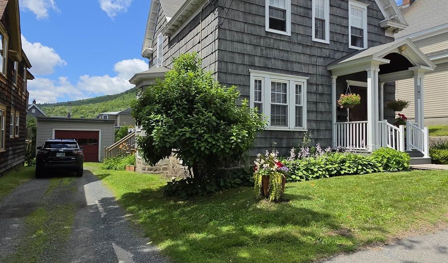 187 Madison Ave, Berlin, NH 03570 - 3 Beds, 2 Bath