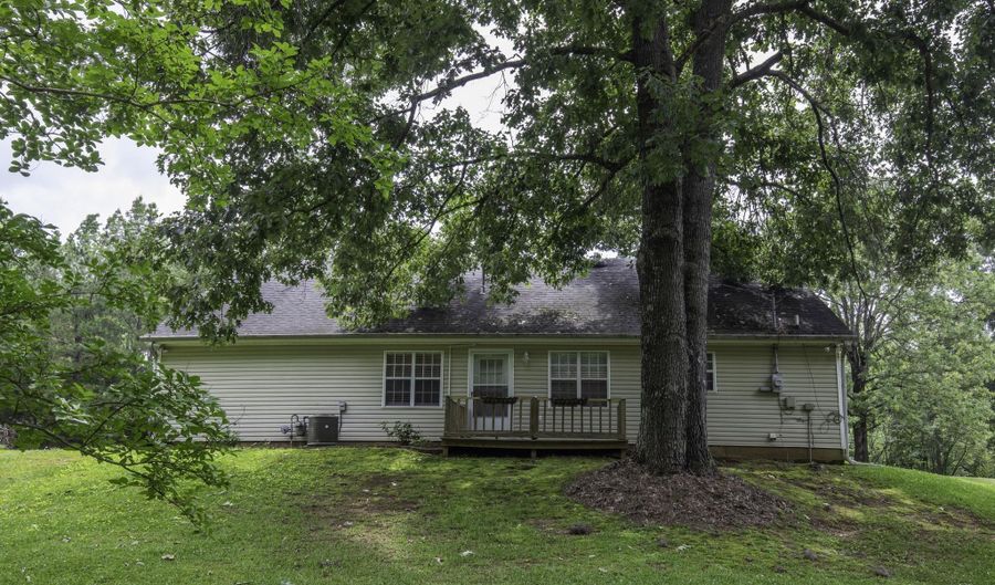 711 Lovers Lane Rd, Booneville, MS 38829 - 3 Beds, 2 Bath