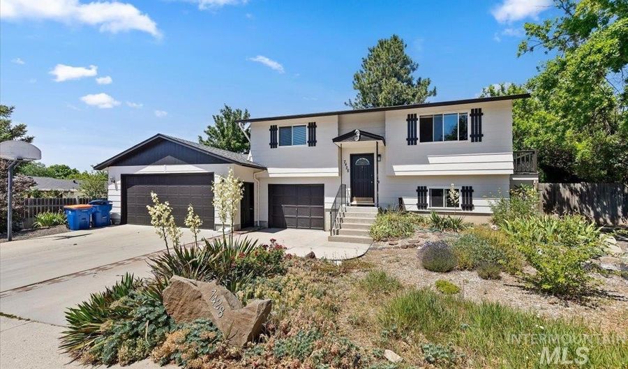 7428 W Snohomish St, Boise, ID 83709 - 4 Beds, 2 Bath