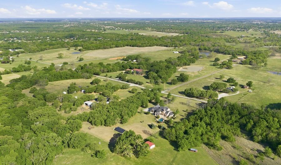 1739 Gateway Rd, Ardmore, OK 73401 - 6 Beds, 6 Bath