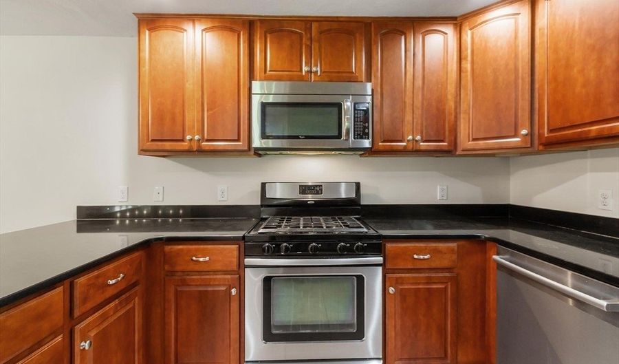 21 Cherokee Rd, Acton, MA 01720 - 3 Beds, 2 Bath