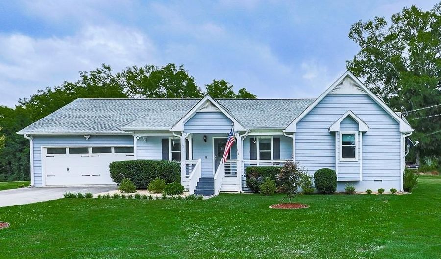 10 Southwood Dr NW, Adairsville, GA 30103 - 4 Beds, 3 Bath