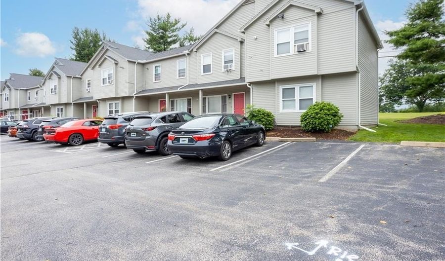 10 East St 316, Cranston, RI 02920 - 2 Beds, 1 Bath