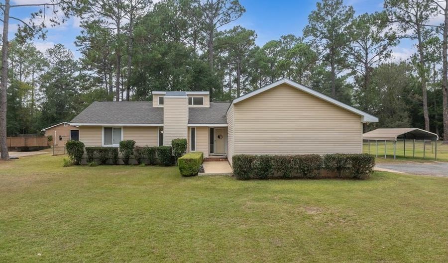 274 Doublegate Dr N, Albany, GA 31721 - 3 Beds, 2 Bath