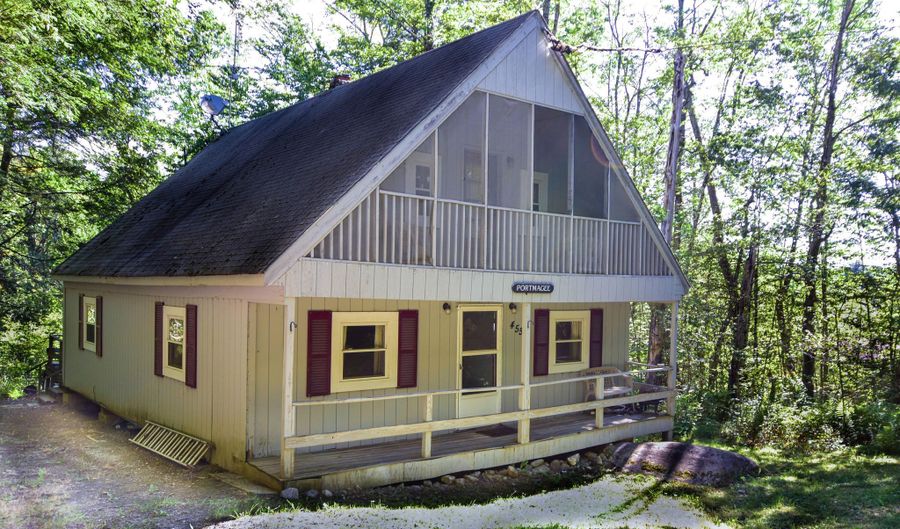 455 King Richard Dr, Becket, MA 01223 - 3 Beds, 1 Bath