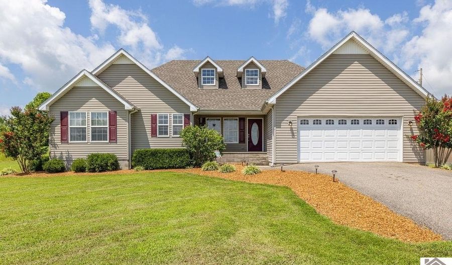 111 Cara Lynn Ln, Almo, KY 42020 - 3 Beds, 3 Bath