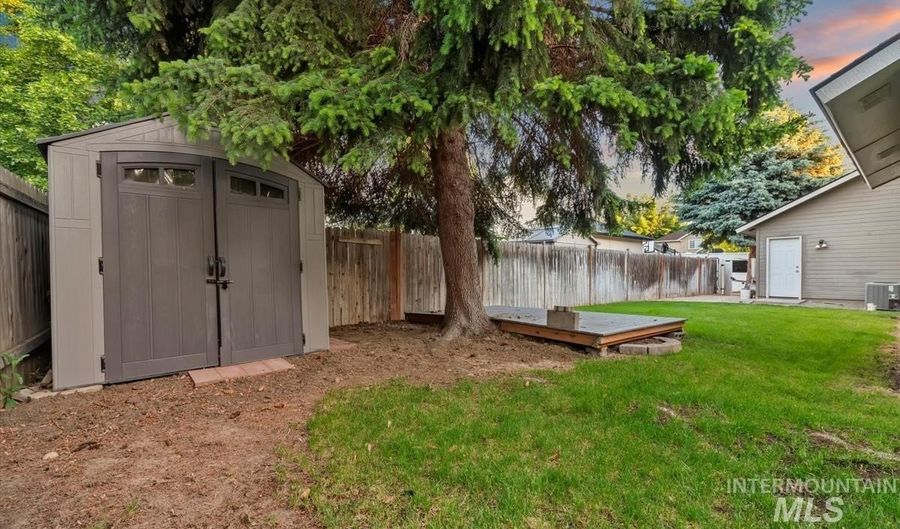 11909 W Patrina Dr, Boise, ID 83713 - 3 Beds, 2 Bath